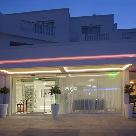 普林斯萨维拉公寓式酒店 公寓式酒店 Paphos
