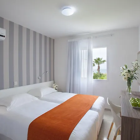 Princessa Vera Aparthotel 3*
