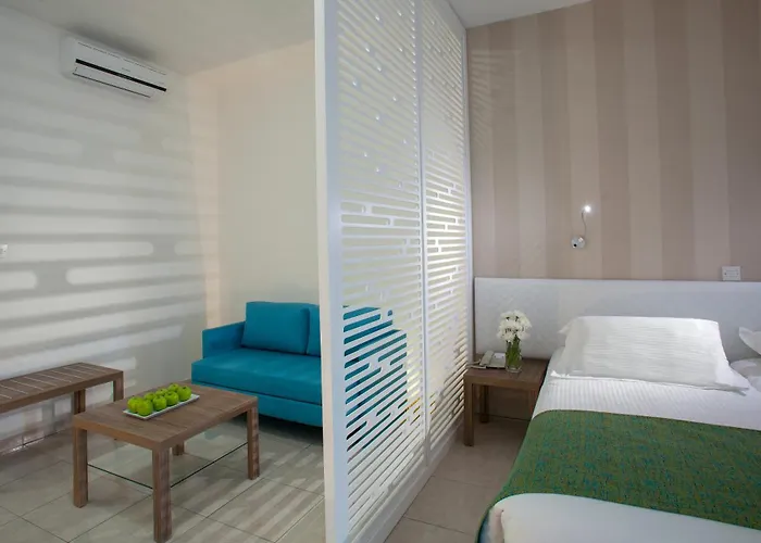 Aparthotel Princessa Vera 3*