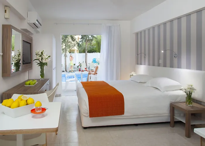 Apartahotel Princessa Vera Paphos